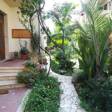 Appartamento A Due Passi Dal Mare Siderno Exterior photo